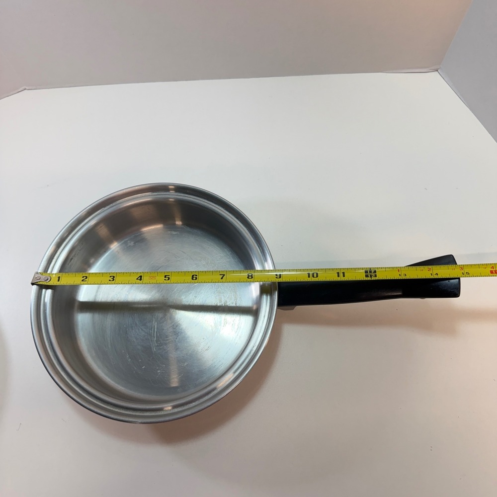 Seal-Rite 7 1/2" Saucepan T304 Stainless Steel Temp-Tone Lid USA 5 Ply Vented - Picture 8 of 10